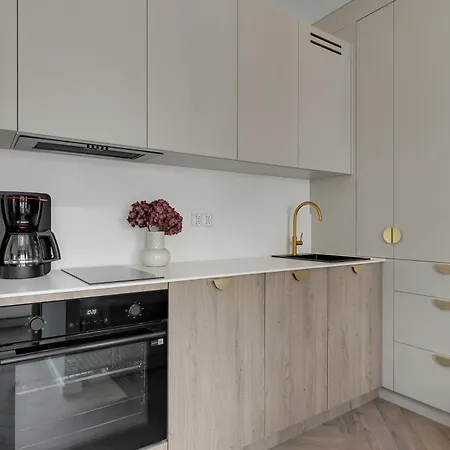 With Parking By Lion Gdynia