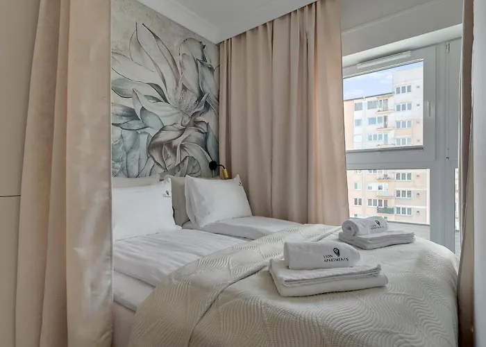 With Parking By Lion Appartamento