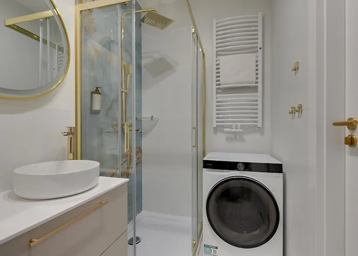 Appartamento With Parking By Lion *